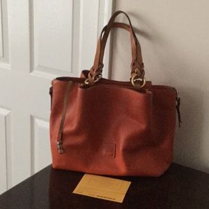 Dooney and Bourke brenna bag
